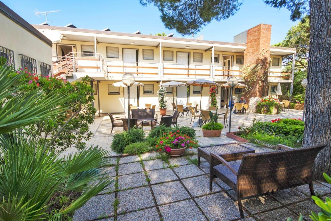 Residence Casa Di Caccia 마리나디비보나 외부 사진
